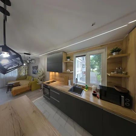 Διαμέρισμα Three-room In The Center Of
