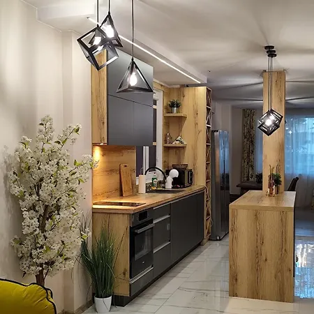 Three-room In The Center Of Διαμέρισμα